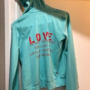 Peace Love world = Spring color